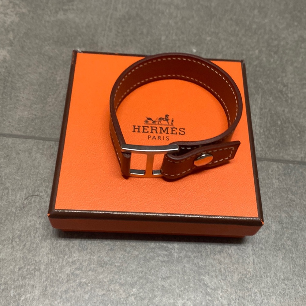 BNWT Authentic Hermes Nomade H Barenia Leather Bracelet